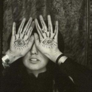 Meet your Posher, Amaryllis